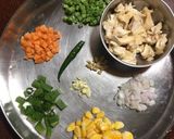 A picture of step 2 of Chicken Clear Soup.