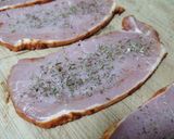 Foto del paso 1 de la receta: Cinta de lomo especiada con queso
