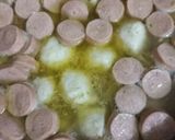 Foto langkah ke 2 dari resep Sop Bakso Sosis Sayur.