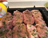Foto del paso 3 de la receta: Cerdo a la pimienta de limón y romero