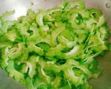 Hình bước làm 3 của món Khổ qua xào trứng