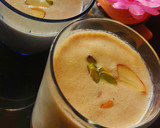A picture of step 4 of Dates Shake.