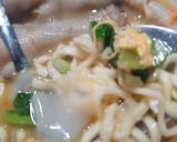 Foto langkah ke 4 dari resep Seblak Mie Ceker.