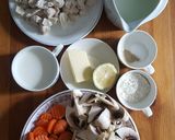 Foto langkah ke 1 dari resep Hühnerfrikassee - Sup Krim Ayam klasik Jerman.