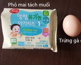 Hình bước làm 1 của món Lòng đỏ trứng gà cuộn phô mai