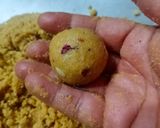 बेसन के चूरमा लड्डू (besan ke churma ladoo recipe in Hindi) रेसिपी चरण 7 फोटो