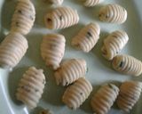 Foto langkah ke 5 dari resep Kue Garpu Keju Renyah.