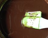 Foto langkah ke 1 dari resep Banana Triple Choco Steamed Brownies (No Mixer).