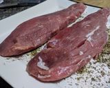 Foto del paso 3 de la receta: TOURNEDÓS de Solomillo🐷de Cerdo a las Hierbas...! (Proceso)