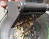 Foto del passaggio 4 della ricetta Panino gourmet cotechino cbt, lampascioni e crema di castagne