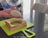 Foto langkah ke 2 dari resep Es Krim Goreng.