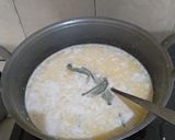 Foto langkah ke 2 dari resep Bubur Jagung Manis.