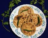 A picture of step 8 of Mini Dal Paratha.