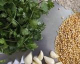 A picture of step 1 of Coriander and garlic khichdi.