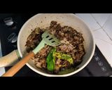 Foto langkah ke 6 dari resep Rawon daging.