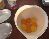A picture of step 1 of Leche Flan.