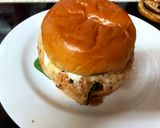 A picture of step 4 of My Garlic Chicken with Mozzarella cheese. 🙂.