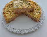 Une image de l'étape 4 de Quiche sans pâte au thon.
