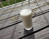 A picture of step 2 of Banana milkshake.
