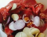 Hình bước làm 2 của món Nụ mướp xào thịt bò