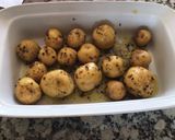 Foto del paso 1 de la receta: Papitas colombianas al horno