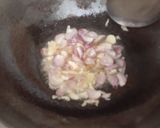 Foto langkah ke 3 dari resep Sup tomat sosis.