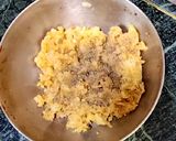A picture of step 2 of Chowmein tikkis.