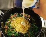 A picture of step 5 of Ham hock & broc spaghetti.