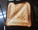 पीनट बटर टोस्ट सैंडविच (peanut butter toast sandwich recipe in Hindi) रेसिपी चरण 4 फोटो