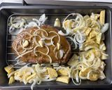 Foto del paso 5 de la receta: Bife de Vacío al horno con papas y boniatos