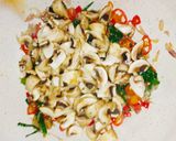 Foto langkah ke 5 dari resep Ayam Jamur Sereal versi Ambyar Kitchen.