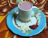 स्ट्रॉबेरी मिक्स फ्रूट्स स्मूथी (Strawberry mix fruits smoothie recipe in Hindi) रेसिपी चरण 3 फोटो