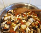 Tejfölös, gomba, paprikás recept fázis 5 fotója