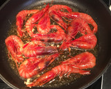 Foto del paso 3 de la receta: Guiso de pescado 🐠 y mariscos 😋 con patatas 🥔