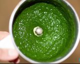 A picture of step 2 of Palak Pulao.