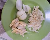 Foto langkah ke 2 dari resep Ayam Sop Hainan.