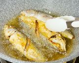 Foto langkah ke 3 dari resep 28. Ikan Kembung Goreng Sambal Seruit (Khas Lampung) Suegerr banget! 😍😋.