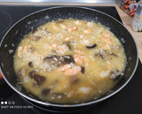Foto del paso 5 de la receta: Risotto de langostinos y mix de setas
