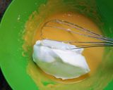 Foto langkah ke 4 dari resep Chiffon Roll Cake.