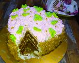 A picture of step 11 of Flower Basket Cake.