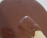 Foto del paso 7 de la receta: Bombón de chocolate relleno de ganache de guayaba