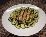 Foto del passaggio 5 della ricetta Mazzancolle  su un letto di zucchine 💛