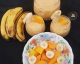 A picture of step 4 of Mango n Banana Shake.