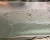 Une image de l'étape 5 de Saumon sauvage en papillote à l ail mariné et herbes aromatiques.
