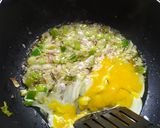 Foto langkah ke 2 dari resep Nasi Goreng Hong Kong.