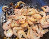 Foto langkah ke 3 dari resep Udang Masak Kecap.