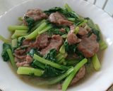 Foto langkah ke 5 dari resep Cah sawi + daging.