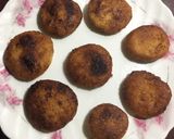 A picture of step 7 of Rasila Kakara Pitha.