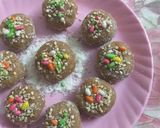 इंस्टेंट पारले जी बिस्कुट लड्डू(instant parle g biscuit ke laddu recipe in hindi) रेसिपी चरण 5 फोटो