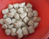 A picture of step 1 of Soya bean masala.